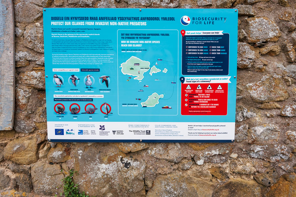A biosecurity noticeboard at Martin's Haven explaining how to protect Skomer and neighbouring islands from invasive predators